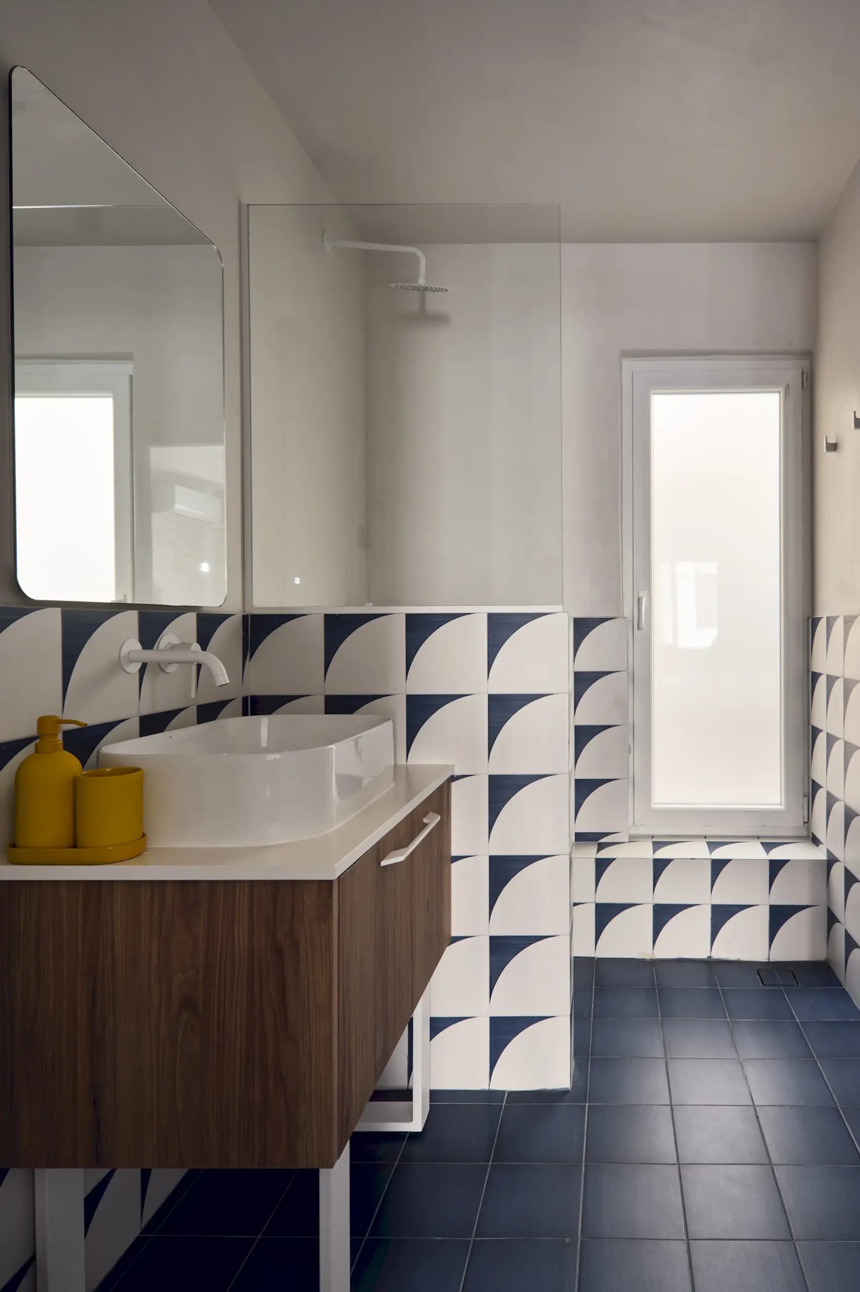 Mellow Apartment steps away from Acropolis by Lumen Living 13
