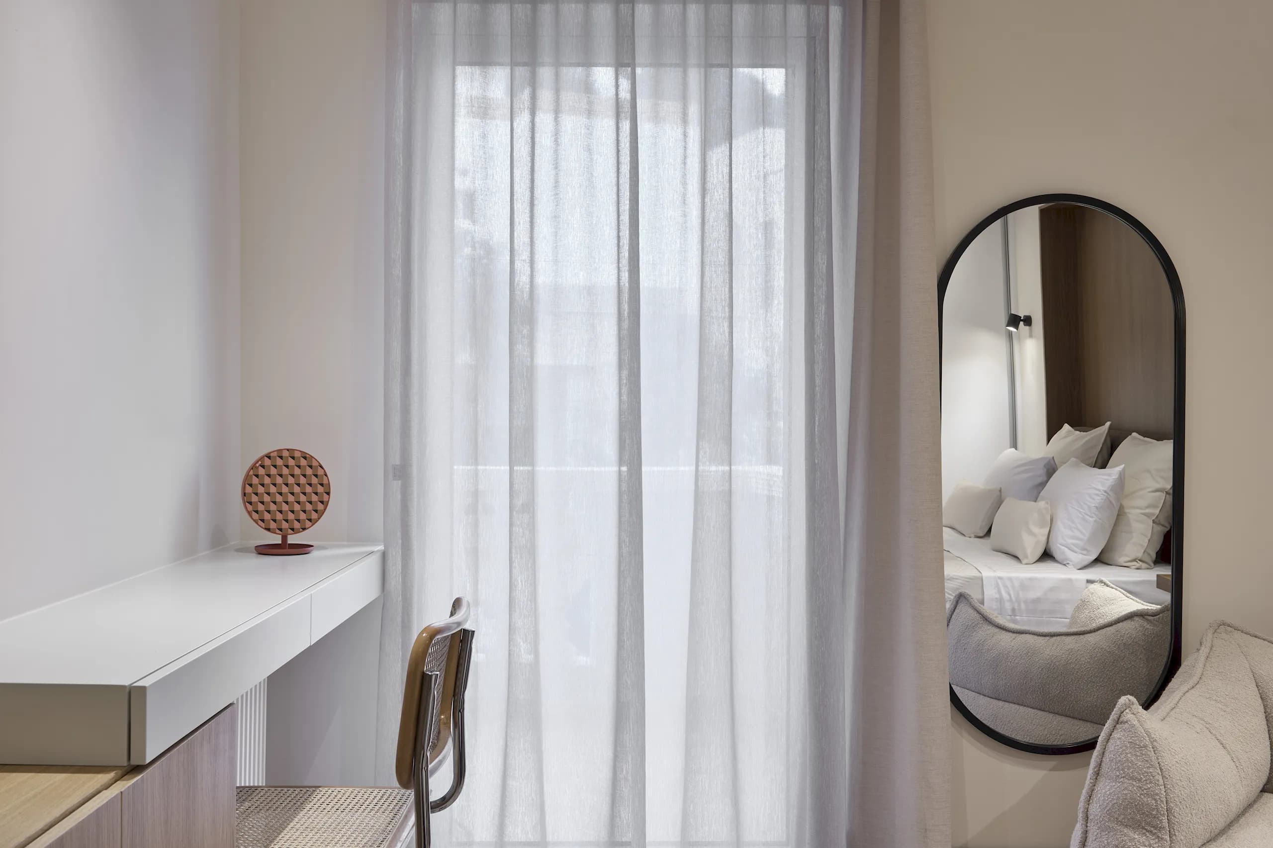 Fully Renovated Apartment in Petralona 19