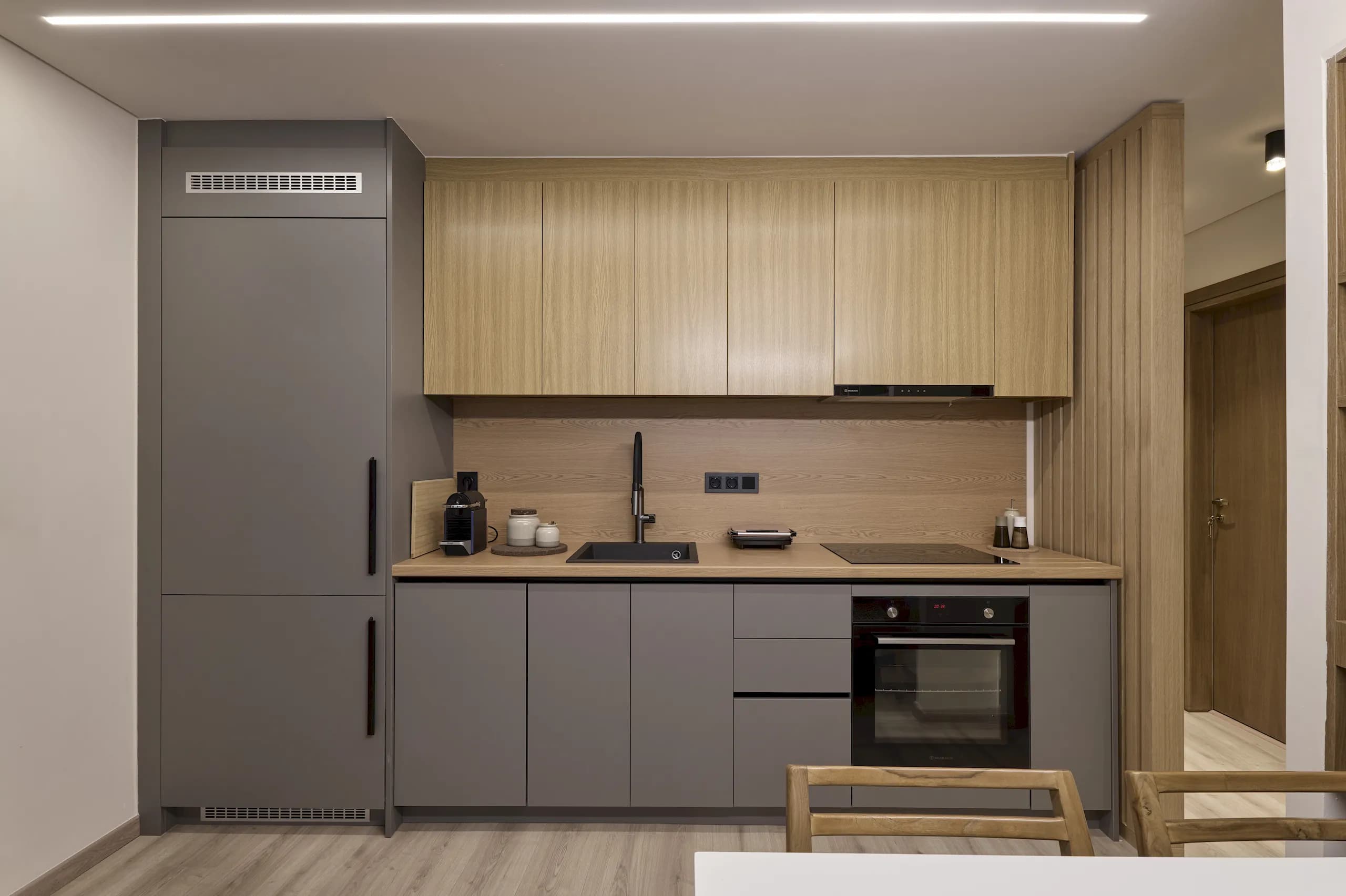 Fully Renovated Apartment in Petralona 2