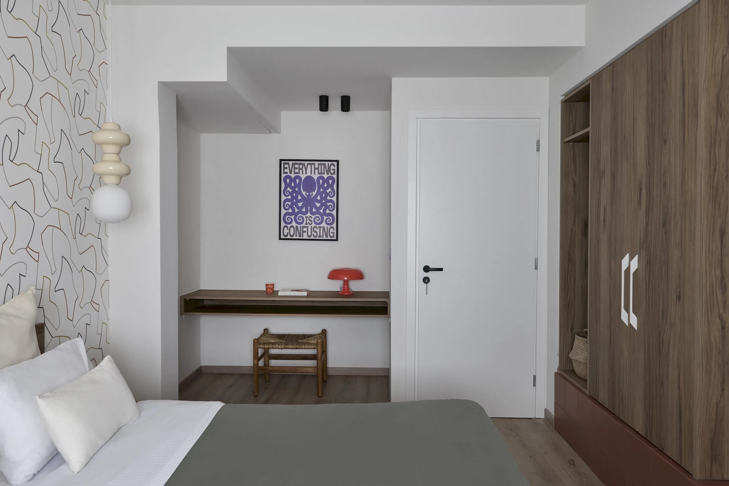 Cozy Apartment steps away from Acropolis 7